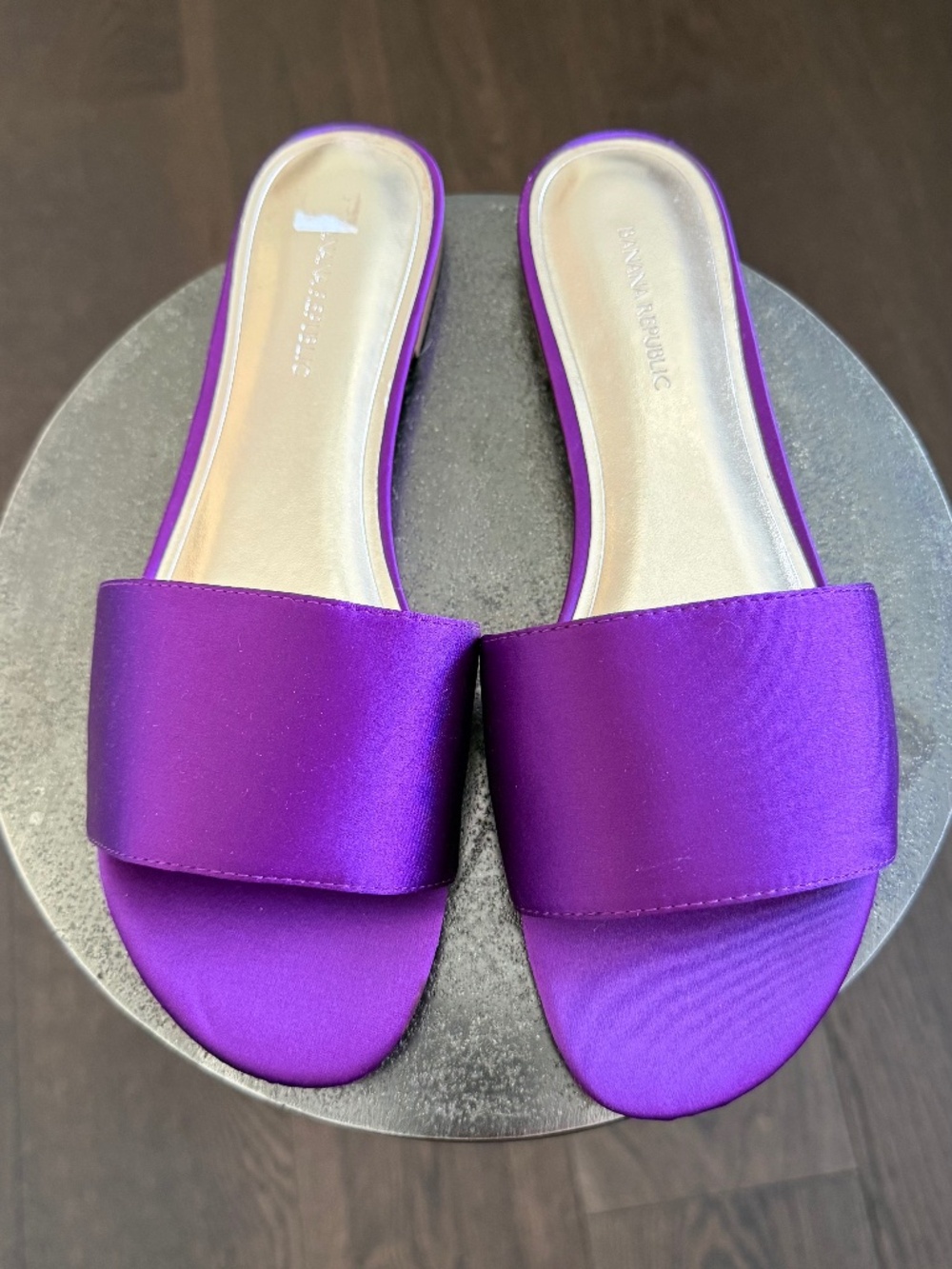 Never Worn Banana Republic Purple Satin Slide Sandals Women's Size 8